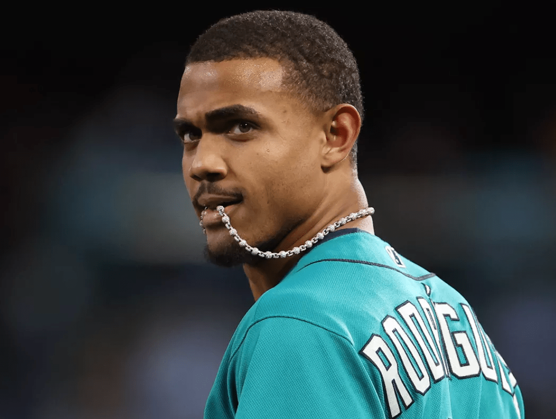 Julio Rodriguez's rise to stardom continues to get brighter