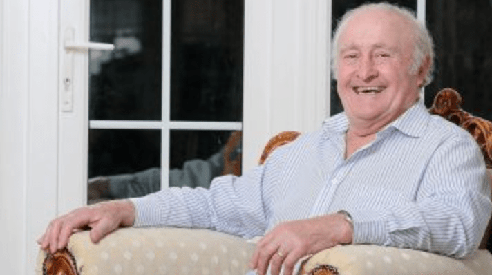Get to know Charlie Hurley: Biography, Age, Career, Net Worth, Height, Relationship & More