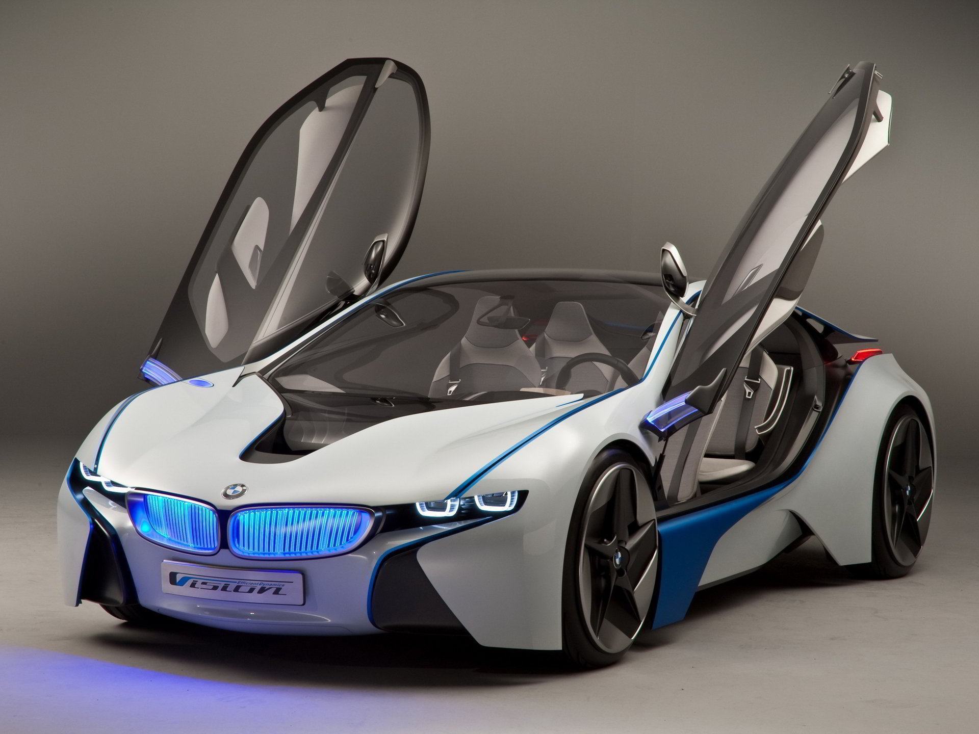 Mời bạn đến khám phá chiếc xe ô tô BMW sang trọng và tinh tế này! Với thiết kế tinh tế và động cơ mạnh mẽ, chiếc xe ô tô BMW là biểu tượng của sự sang trọng và hiệu suất.