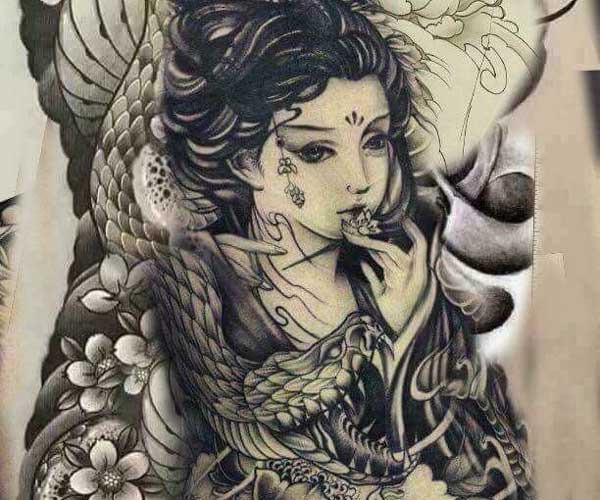 geisha và hình xăm rắn