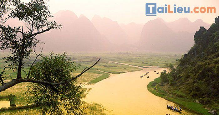 Văn mẫu 11: Phân tích Hương Sơn phong cảnh ca hay nhất (7 mẫu) - Trường THCS Quán Toan