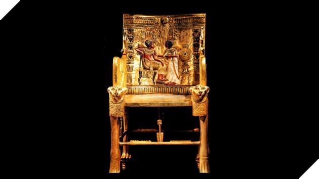 Có gì trong lăng mộ của pharaoh Ai Cập cổ đại Tutankhamun? 
