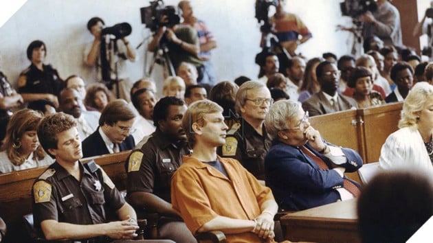 Jeffrey Dahmer là ai?  Kẻ giết người bệnh hoạn nhất nước Mỹ đang quay trên Netflix 5