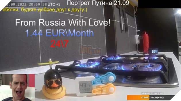 Streamer Nga “ngố” livestream bật bếp gas 24/7 để troll người “anh em” châu Âu