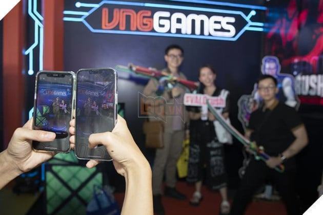 Toàn cảnh Sự kiện Vietnam Gameverse 2023 thu hút hàng chục ngàn người đến tham gia 53