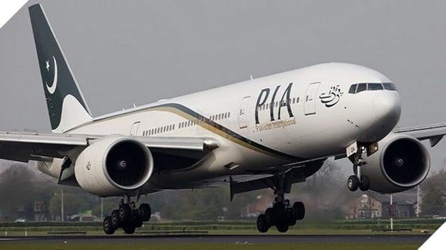 Phi công người Pakistan từ chối tiếp tục chuyến bay sau khi hạ cánh khẩn cấp với lý do đã hết ca làm việc
