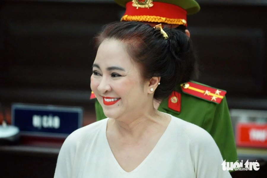 Bà Nguyễn Phương Hằng hầu tòa ngày 4/4/2024 