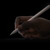 Apple Pencil Pro ra mắt: Thêm cử chỉ bóp và cuộn, có hỗ trợ tìm qua Find My