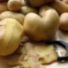 Đừng vội vứt vỏ khoai tây, hãy luộc chúng và bạn sẽ thấy những công dụng không ngờ